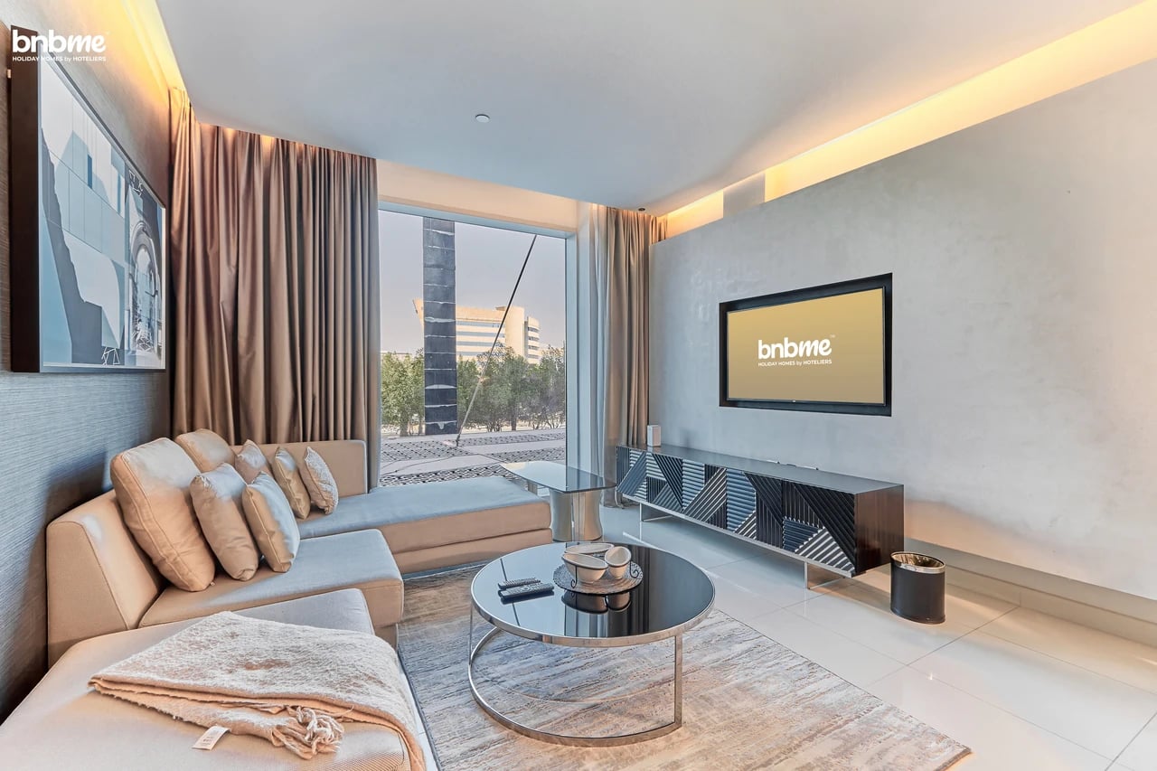 Chic 1BR Apartment w/ Outdoor Pool Access