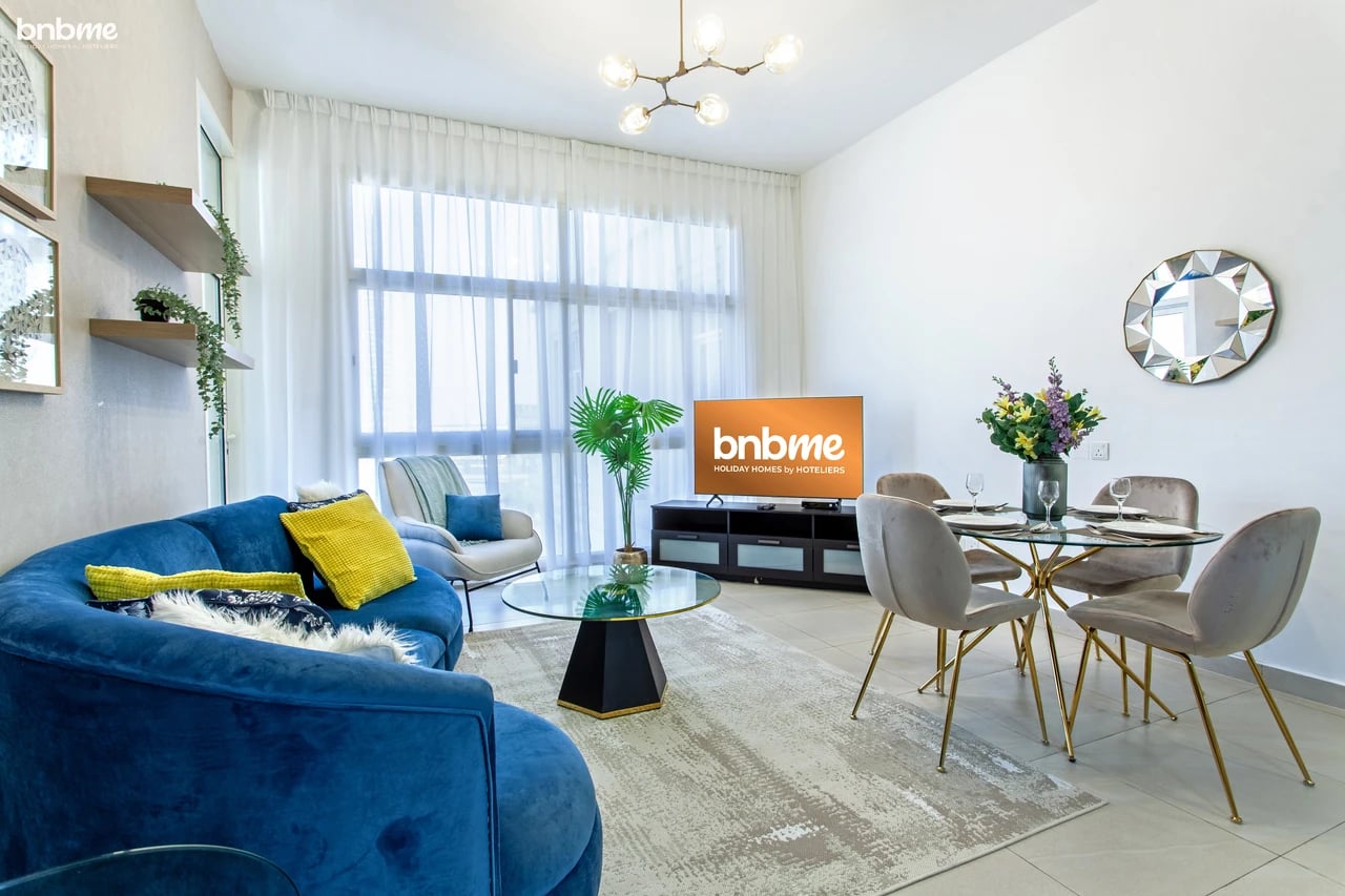 Luxury Al Barsha Apt near Miracle Garden