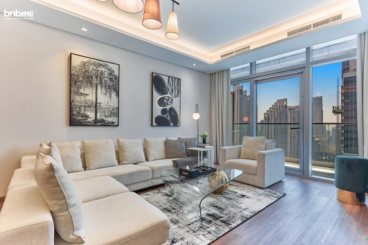 Charming 2BR Apartment with Burj Khalifa View