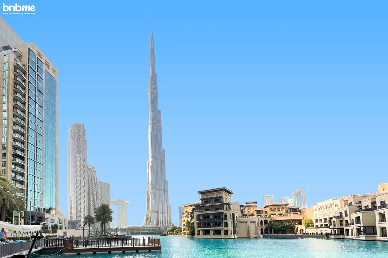 2BR Oasis near Burj Khalifa - 5 mins to Downtown Dubai