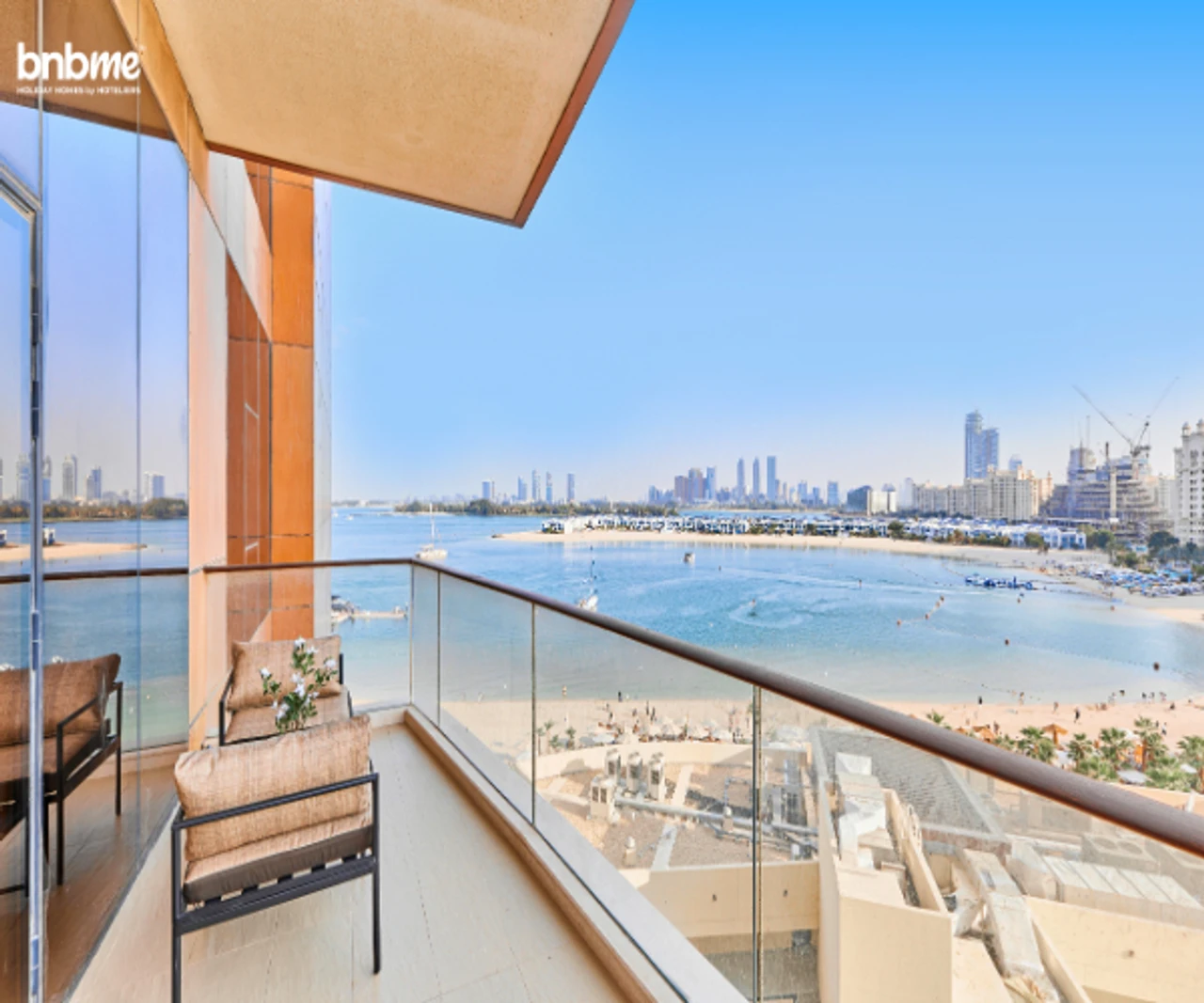 Beachfront 1BR Apartment at Palm Jumeirah